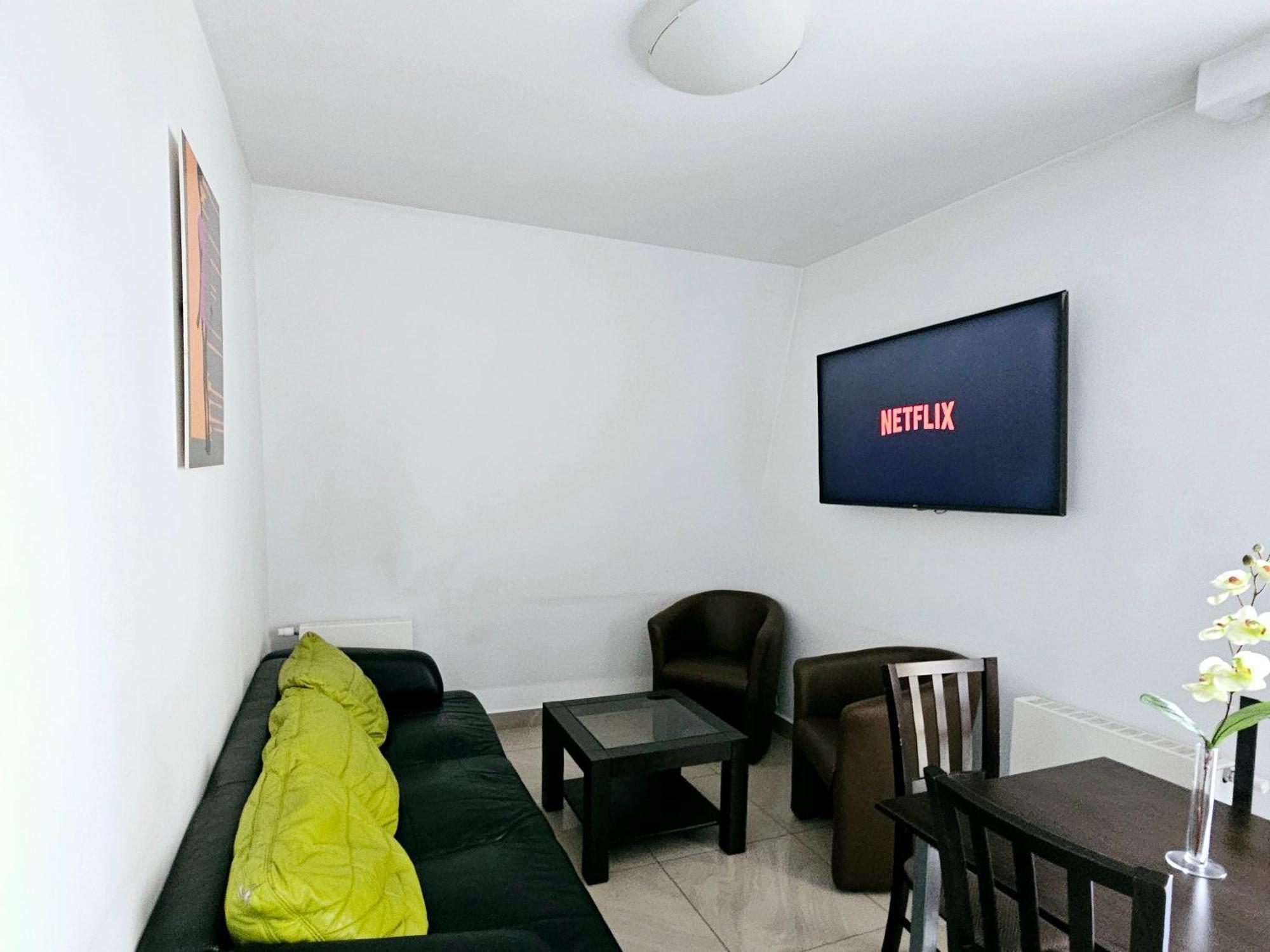 Апартаменти Apartament Quiet Краків Екстер'єр фото